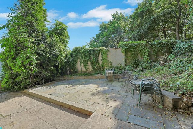 3 Linden Place, Tarrytown, NY 10591