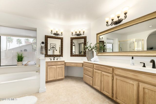 3326 E ROCKY SLOPE Drive, Phoenix, AZ 85044