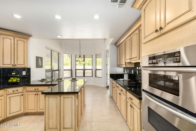 3326 E ROCKY SLOPE Drive, Phoenix, AZ 85044