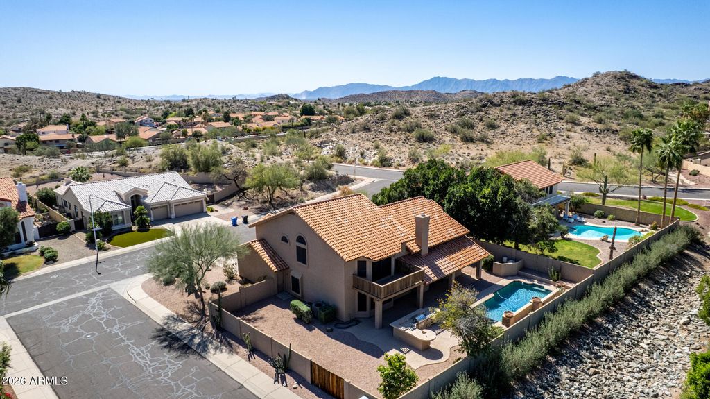 Image 30 of property listing at 3326 E ROCKY SLOPE Drive, Phoenix, AZ 85044
