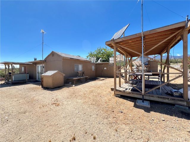 31210 Libra, Llano, CA 93544