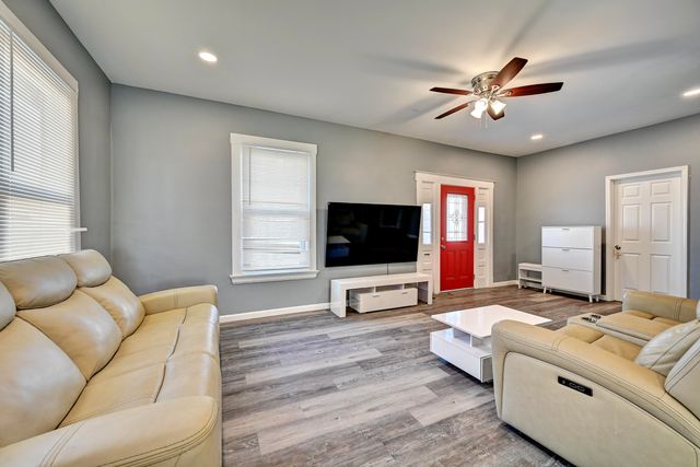 227 Highland Avenue, Fort Mitchell, KY 41017