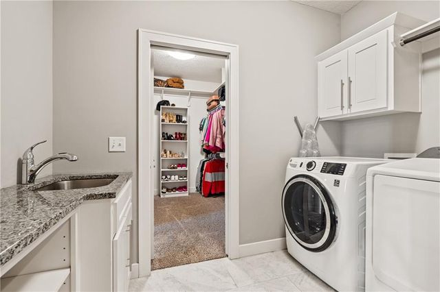 13105 W 171st Street, Overland Park, KS 66221