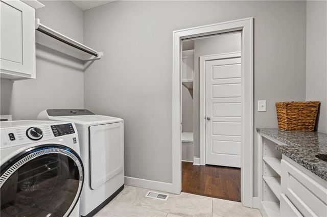 13105 W 171st Street, Overland Park, KS 66221