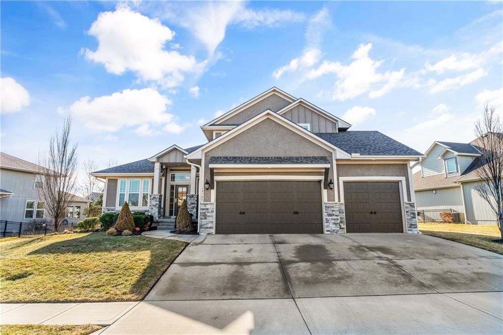 13105 W 171st Street, Overland Park, KS 66221