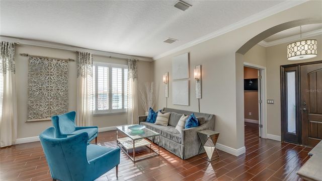 105 MOBBLY BAY DRIVE, Oldsmar, FL 34677