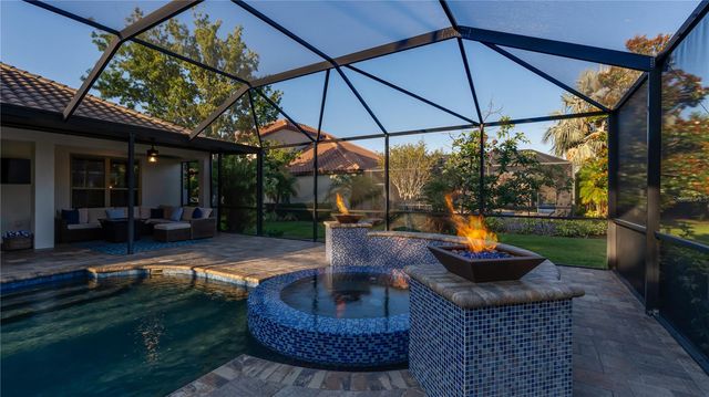 105 MOBBLY BAY DRIVE, Oldsmar, FL 34677