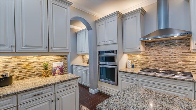 105 MOBBLY BAY DRIVE, Oldsmar, FL 34677