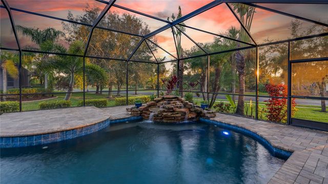 105 MOBBLY BAY DRIVE, Oldsmar, FL 34677
