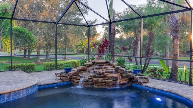 105 MOBBLY BAY DRIVE, Oldsmar, FL 34677