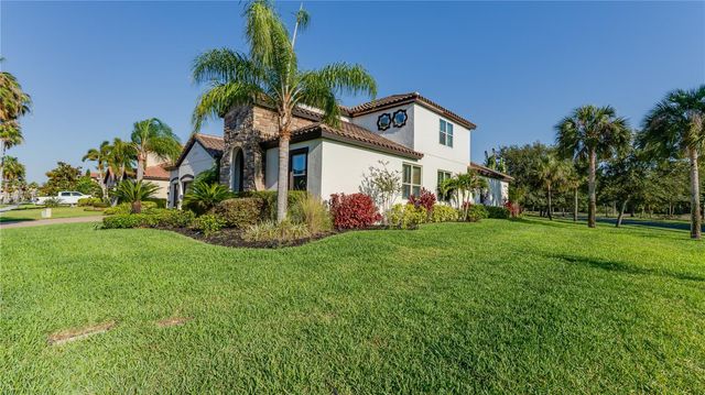 105 MOBBLY BAY DRIVE, Oldsmar, FL 34677