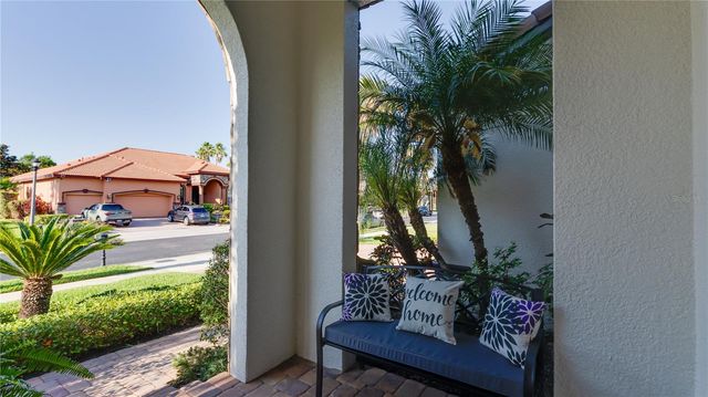 105 MOBBLY BAY DRIVE, Oldsmar, FL 34677