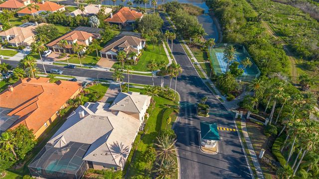 105 MOBBLY BAY DRIVE, Oldsmar, FL 34677