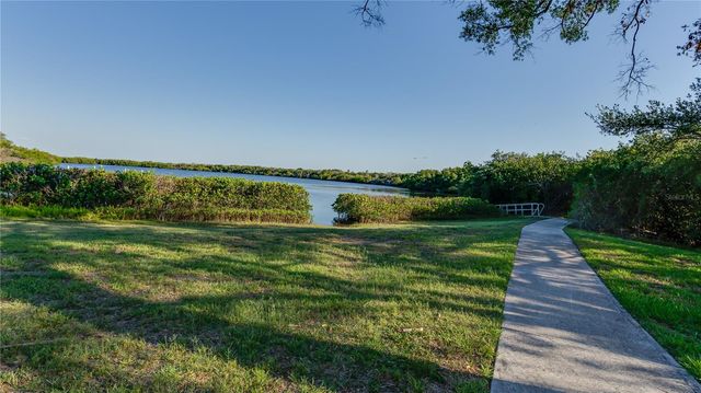 105 MOBBLY BAY DRIVE, Oldsmar, FL 34677
