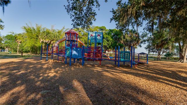 105 MOBBLY BAY DRIVE, Oldsmar, FL 34677