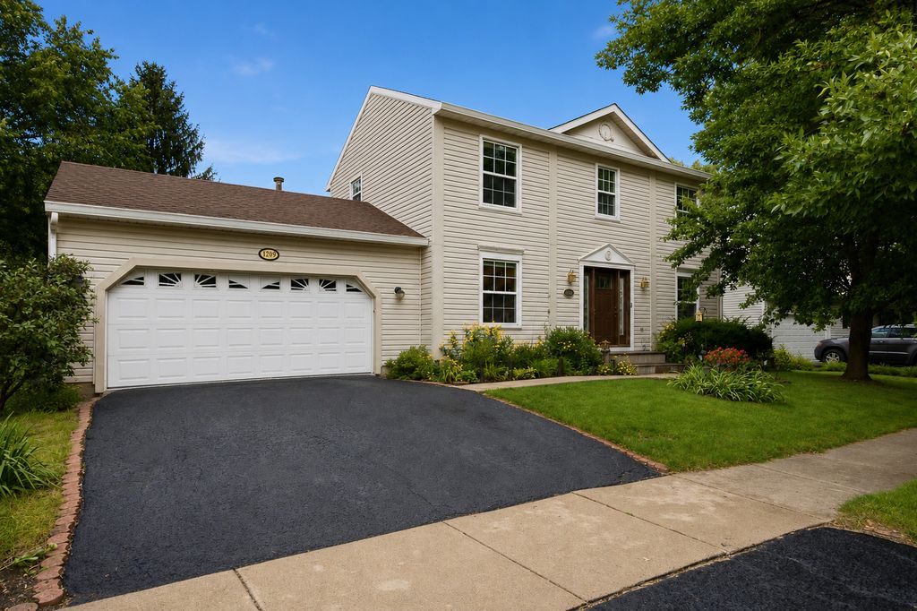 1209 River Oak Drive, Naperville, IL 60565 — photo 2