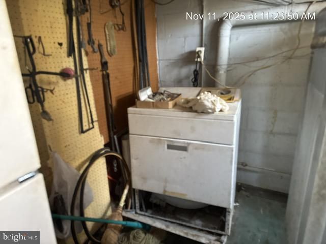 4335 GREENHILL AVE, Baltimore, MD 21206