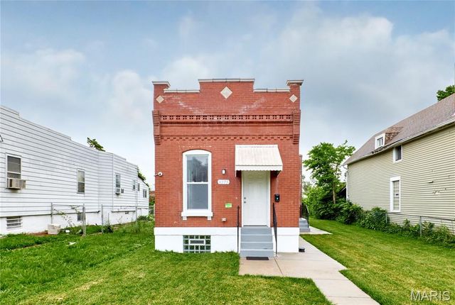 4275 E Ashland Avenue, St Louis, MO 63115