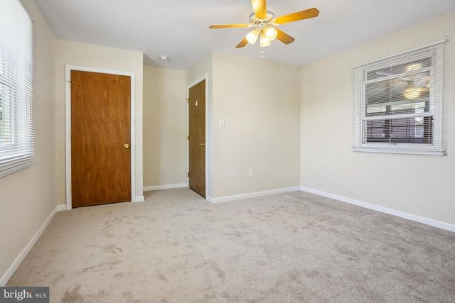 405 E HIGH ST, Clayton, NJ 08312