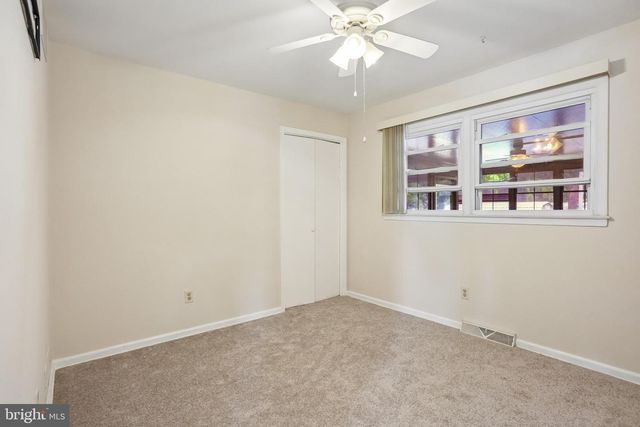405 E HIGH ST, Clayton, NJ 08312