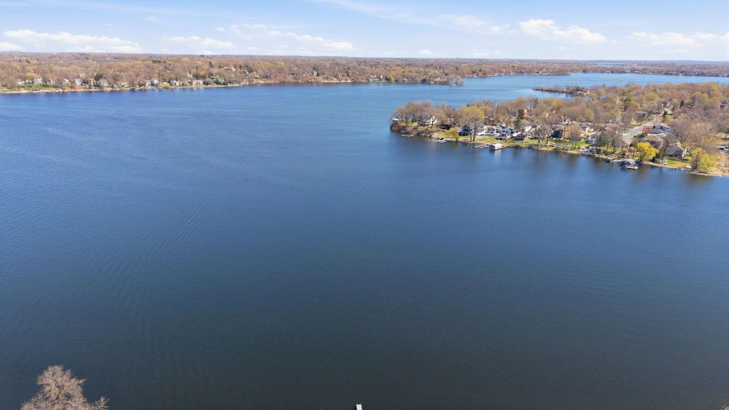 5440 Three Points Boulevard 523, Mound, MN 55364 — photo 2