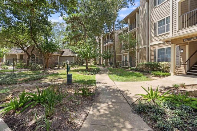 2400-912 Spring Rain Drive, Klein, TX 77379