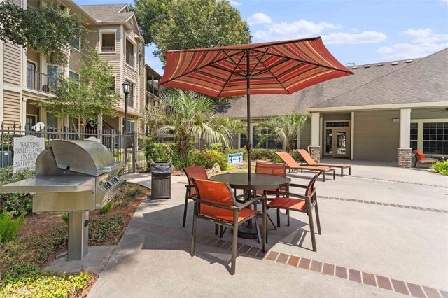 2400-912 Spring Rain Drive, Klein, TX 77379