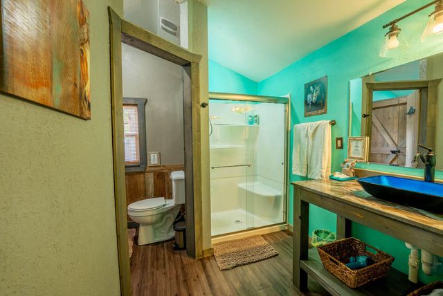 20784 County Road 207, Eminence, MO 65466