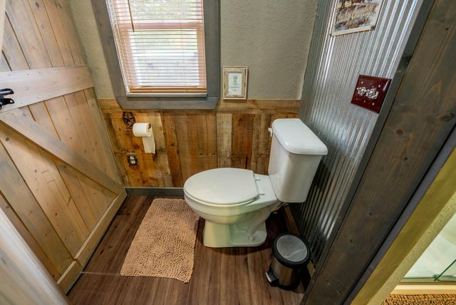 20784 County Road 207, Eminence, MO 65466