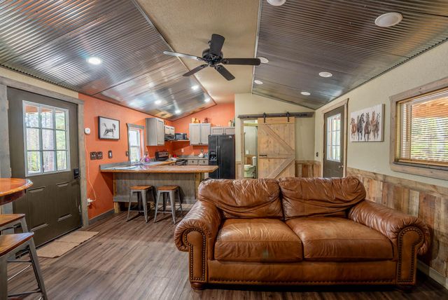 20784 County Road 207, Eminence, MO 65466