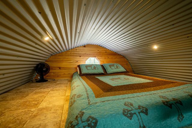 20784 County Road 207, Eminence, MO 65466