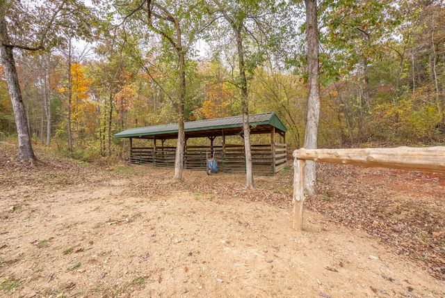 20784 County Road 207, Eminence, MO 65466