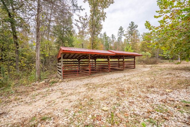 20784 County Road 207, Eminence, MO 65466