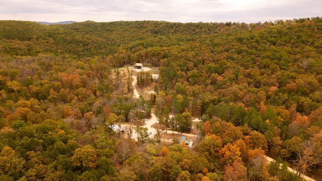 20784 County Road 207, Eminence, MO 65466