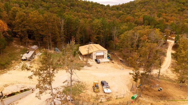 20784 County Road 207, Eminence, MO 65466