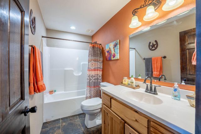 20784 County Road 207, Eminence, MO 65466