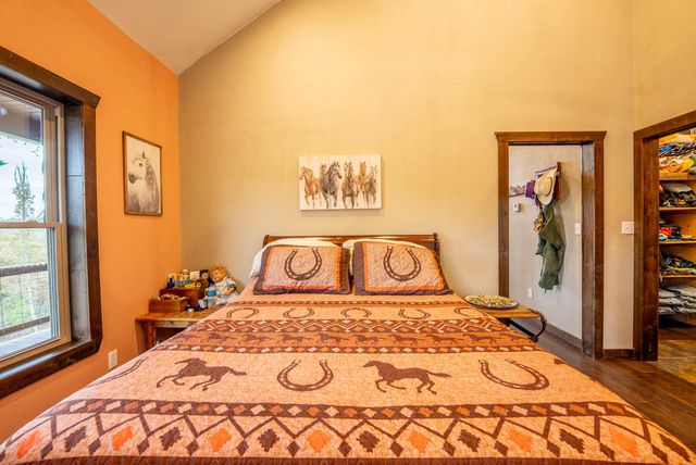 20784 County Road 207, Eminence, MO 65466