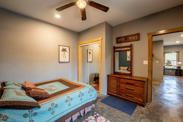 20784 County Road 207, Eminence, MO 65466