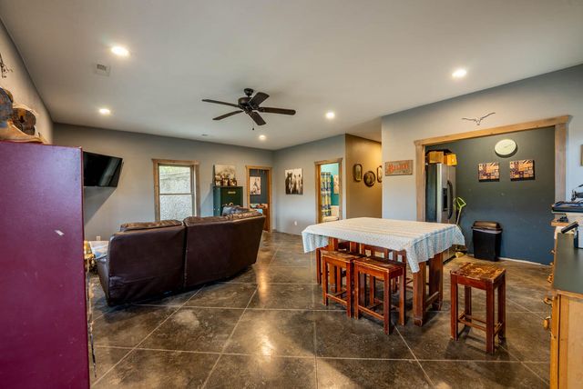 20784 County Road 207, Eminence, MO 65466