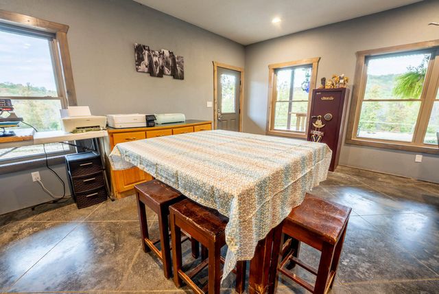 20784 County Road 207, Eminence, MO 65466