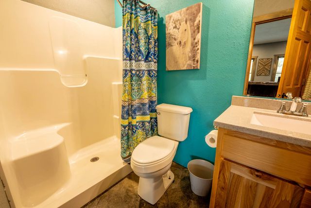 20784 County Road 207, Eminence, MO 65466