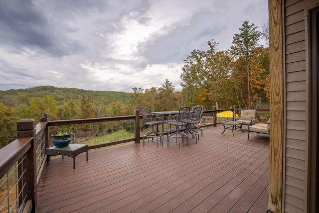 20784 County Road 207, Eminence, MO 65466