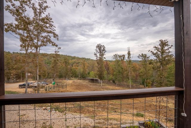 20784 County Road 207, Eminence, MO 65466