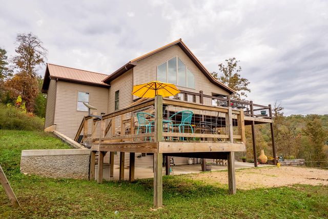 20784 County Road 207, Eminence, MO 65466