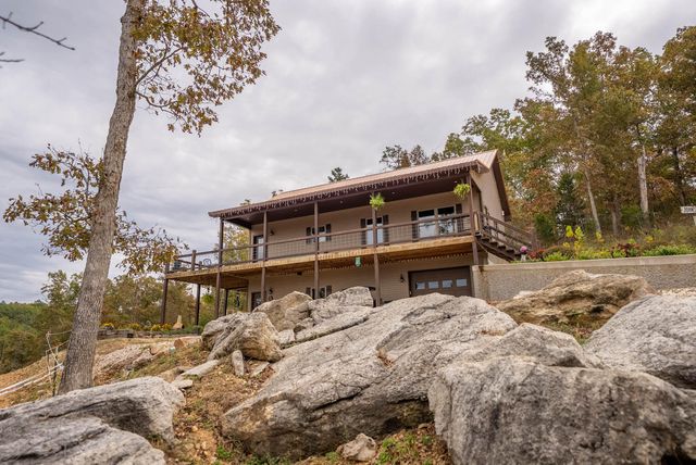 20784 County Road 207, Eminence, MO 65466