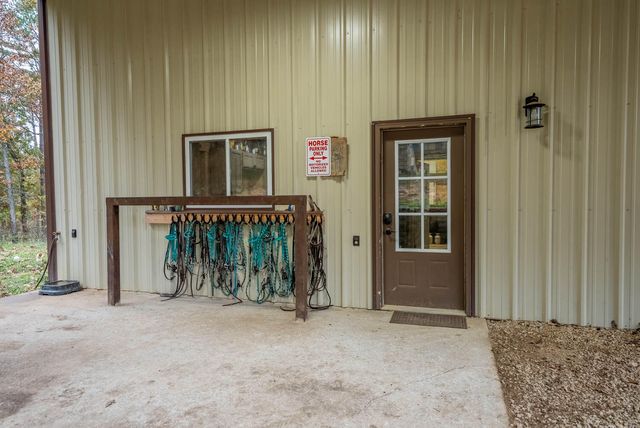 20784 County Road 207, Eminence, MO 65466
