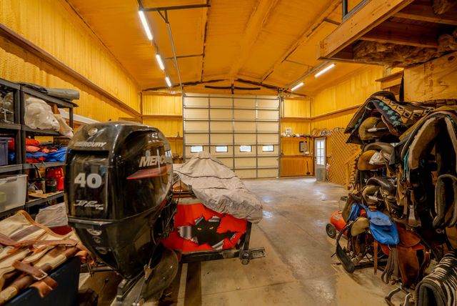 20784 County Road 207, Eminence, MO 65466