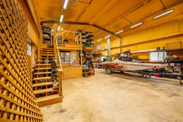 20784 County Road 207, Eminence, MO 65466