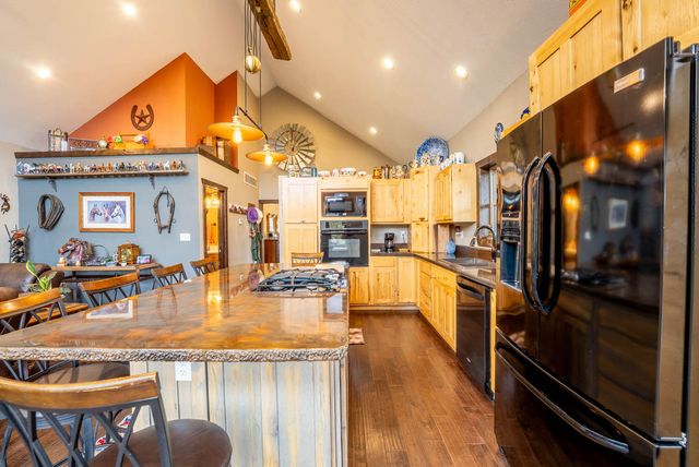 20784 County Road 207, Eminence, MO 65466