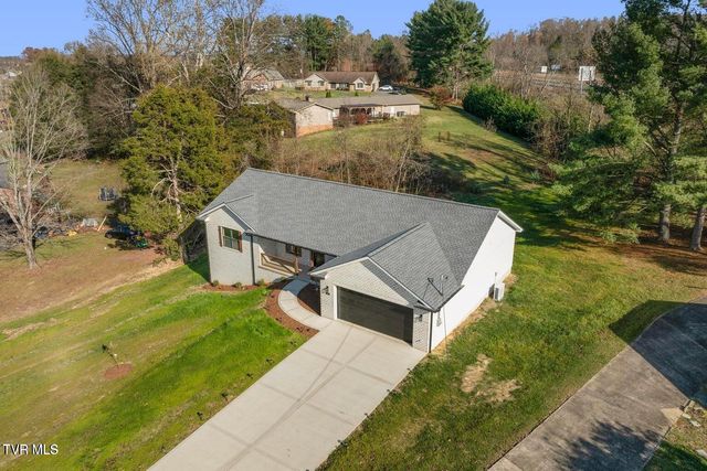 409 Arlington Court, Kingsport, TN 37663